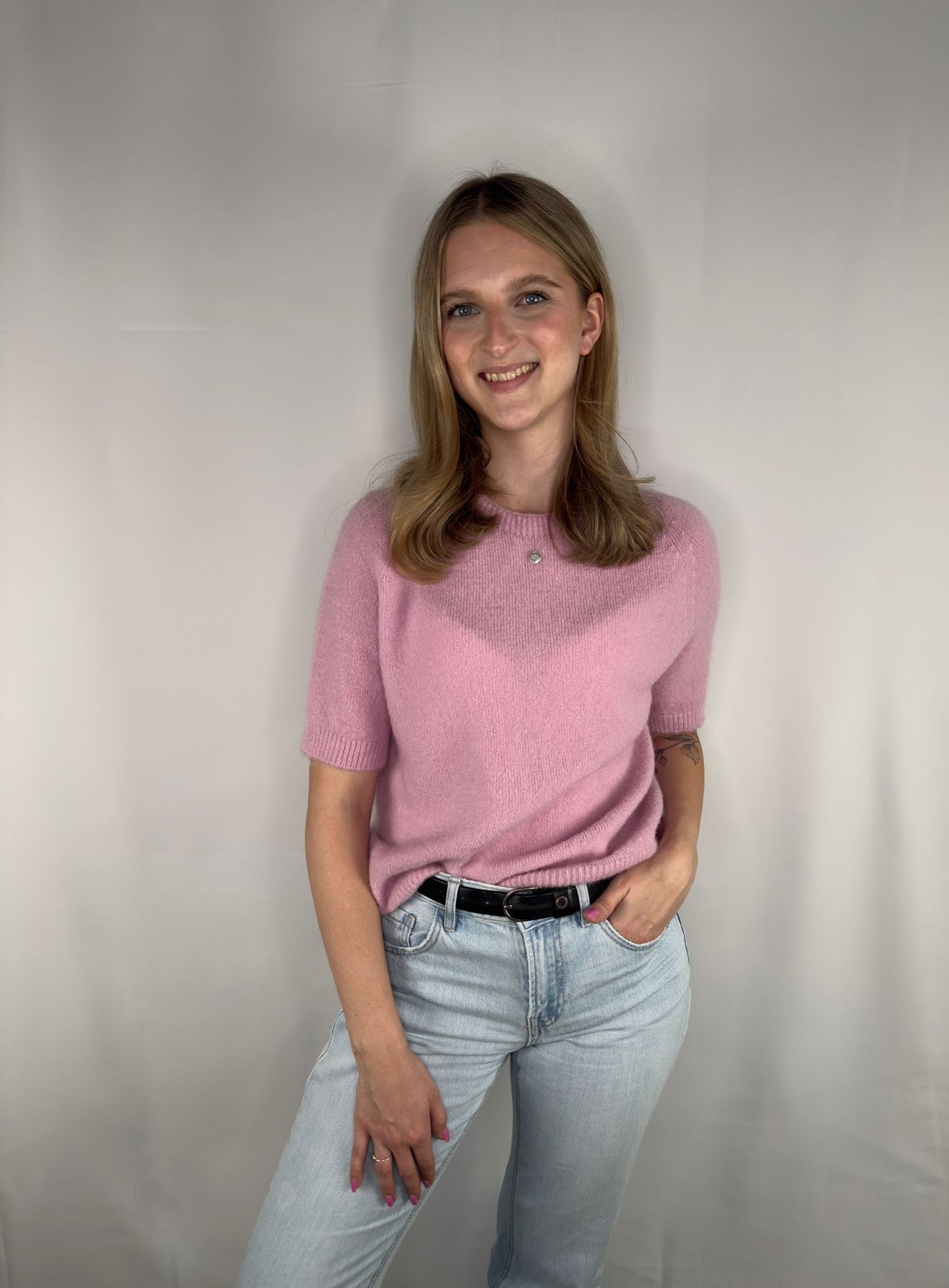 Kurzärmeliger Strickpullover Emira