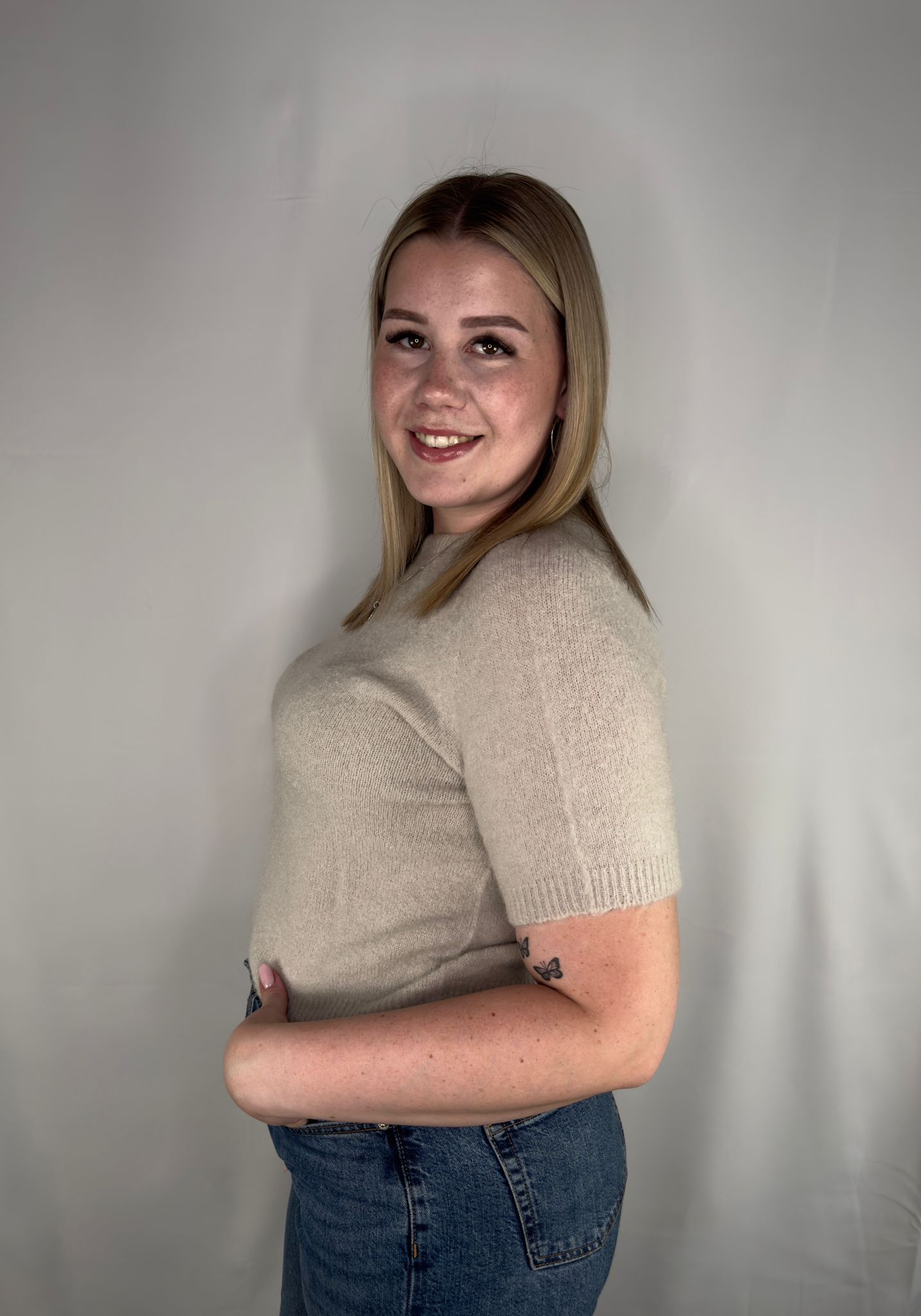 Kurzärmeliger Strickpullover Emira